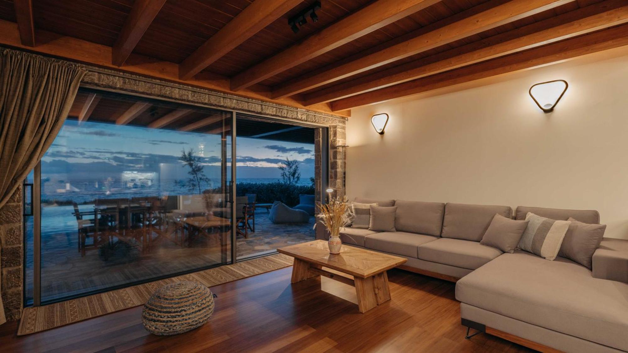 Real Life Homes Luxurious Seafront Villas Each With Their Own Private Pools Κορακοχώρι Εξωτερικό φωτογραφία